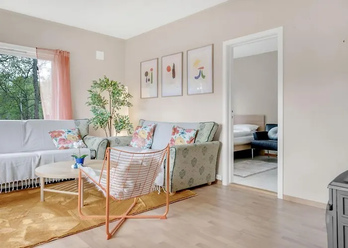 Family, Cozy House & Free Parking Apartamento